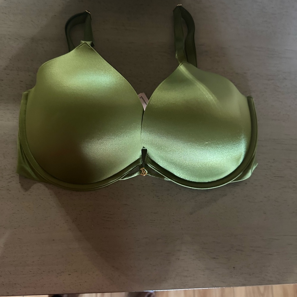 Victoria's Secret Elegant Green Satin Bra 34DDD